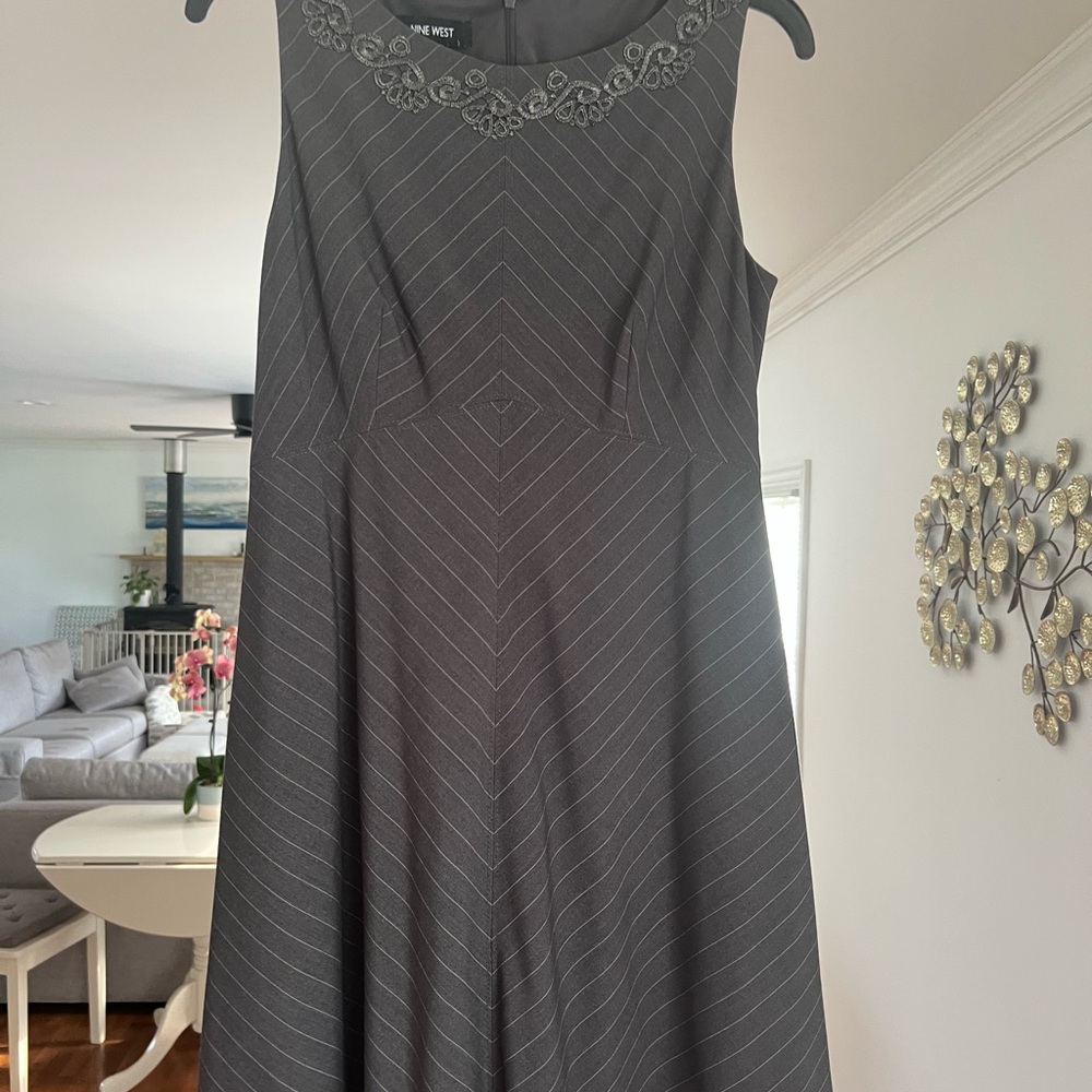 Nine West Gray Sleeveless Sheath Dress